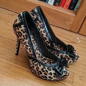 Bettie Page leopard print heels